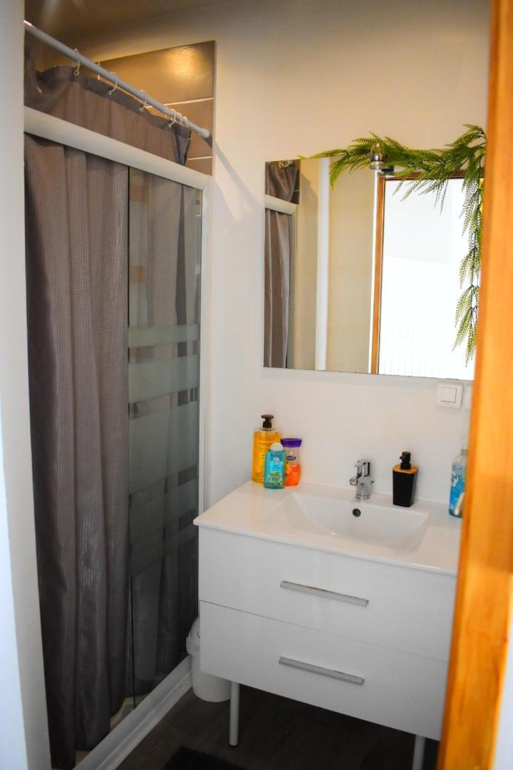 פואטייה Logement Cozy Proche Du Centre-Ville מראה חיצוני תמונה